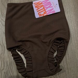 Kortni jeane 6/7 waffled brown